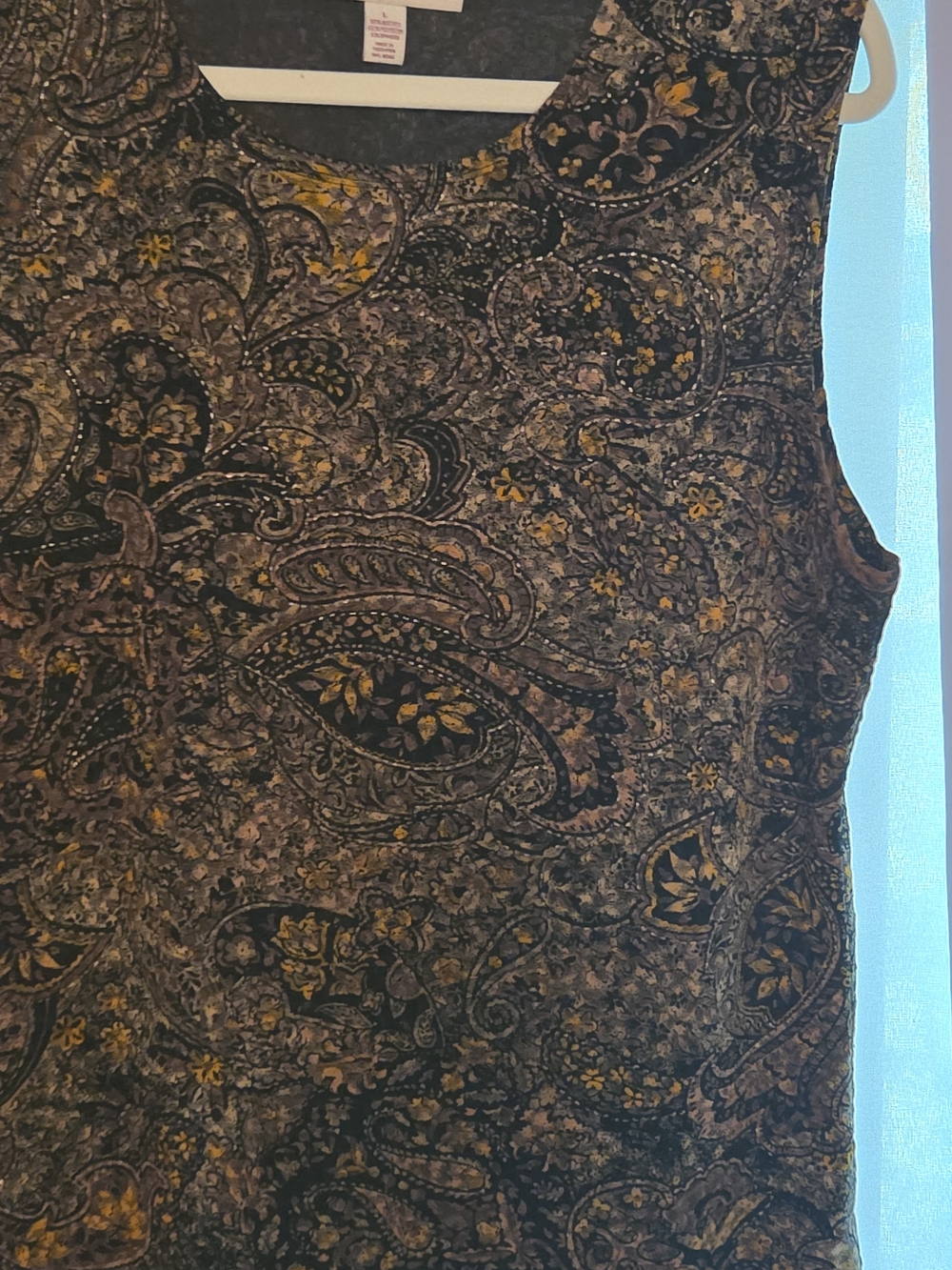 Paisley Tank - Picture 5 of 6